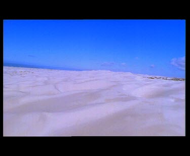 Sand dunes and coastline. Great Australian Bight.